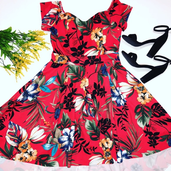 ⬇️ $45 3X Midi Dress - Picture 4 of 4